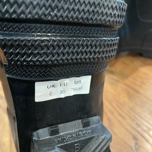 Hunter Original Short Gloss Rain Boots Women’s 8  Black Boot With Buckle - Picture 4 of 7